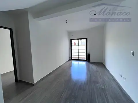 3 amb  con balcón! A ESTRENAR.