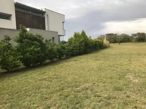 Avenida del Golf al 200