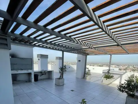 Venta dpto 1 dormitorio Nazareno IX - Piso alto con balcon