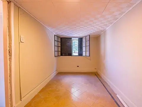 Depto Tipo Casa en Venta 56 años