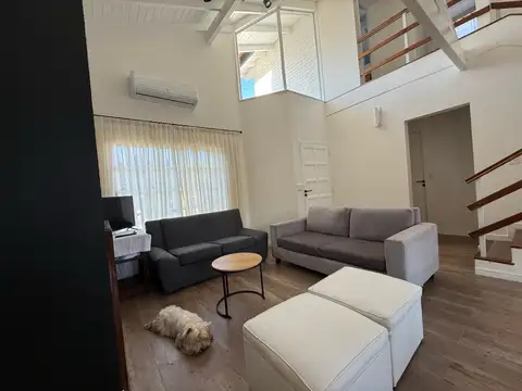 Casa en Alquiler en Mapuche Country Club, USD 1.800