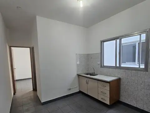 ALQUILER - 2 AMBIENTES EN AVELLANEDA