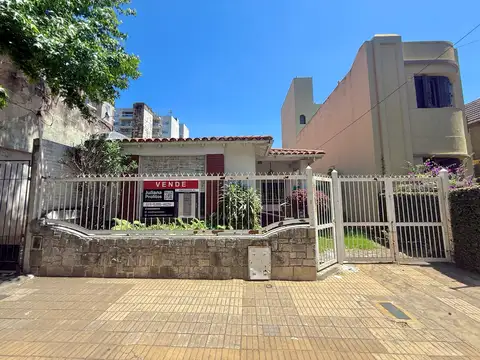 Terreno con Casa en Venta Ideal Emprendimiento en Quilmes Centro
