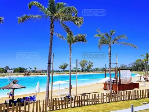 Lagoon Pilar Caamaño 1100