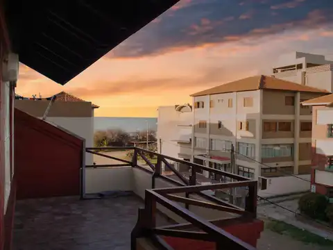 Calle 301 100, Piso 3