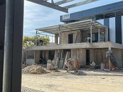 Galpon en Alquiler en Munro, USD 11.500