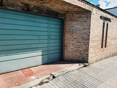 Brasil 900, Piso Bra