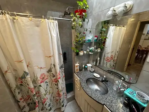 Depto Tipo Casa en Venta 50 años