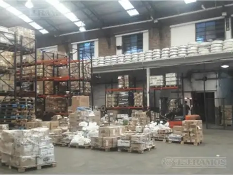 Galpon en Venta en San Andres, USD 4.600.000