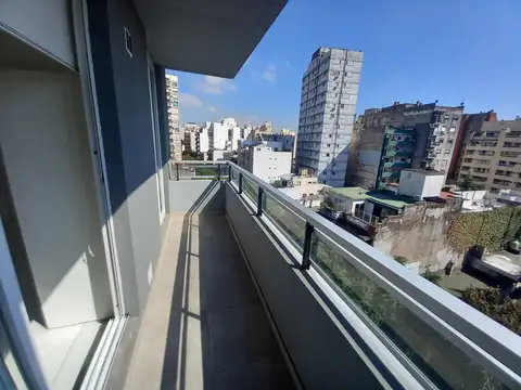 Moderno Estudio Al Frente con Amplio Balcón Corrido, Agradable Vista Panorámica