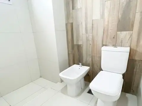 ALQUILER 2 AMBIENTES AL FRENTE SUM GYM PARRILLAS