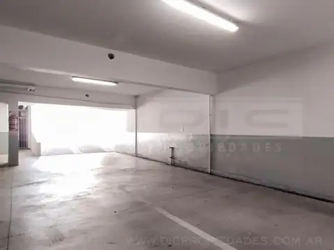 Cochera Venta - Olivos