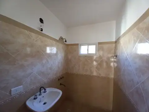 Depto Tipo Casa en Venta con 1 cocheras