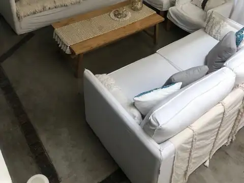 Casa en Alquiler Temporal en El Jacaranda, USD 3.900