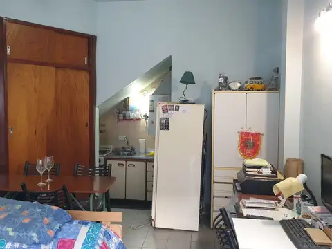 Albania 4600, Piso PB