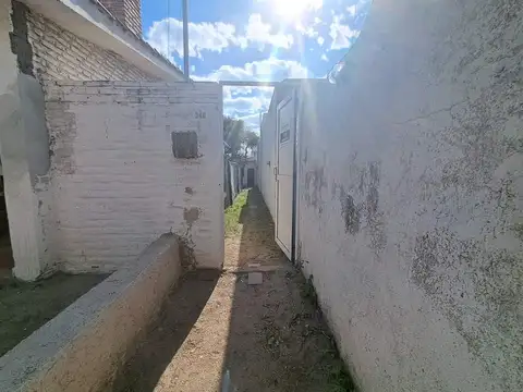 Pedro C. Molina 300, Piso 1