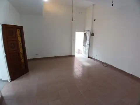 Depto Tipo Casa en Alquiler de 2 dormitorios