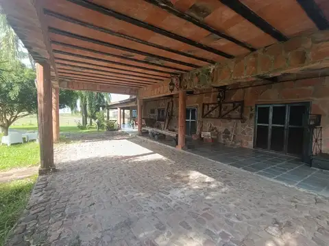 Estancia turística / Lodge de Pesca en los Esteros del Ibera