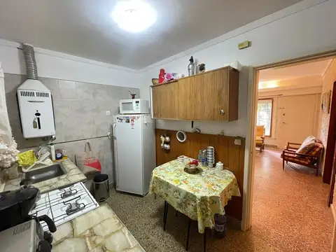Depto Tipo Casa 4 ambientes con 2 baños