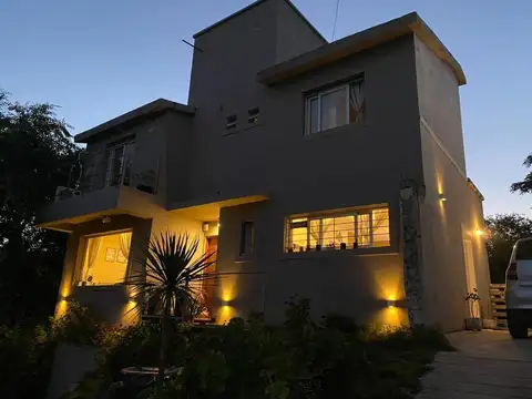 APTO CREDITO ! CASA EN VENTA - 3 DORM - RIO CEBALLOS  