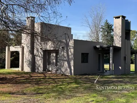 Casa en VENTA BARRIO SANTA BRIGIDA - LOS CARDALES