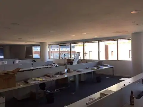 Oficina en Alquiler al Sur
