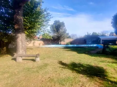 SE VENDE PROPIEDAD CON GRAN TERRENO EN SANTO TOME