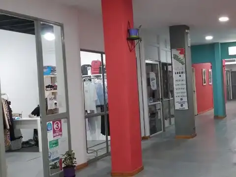 Local en Venta 43 años