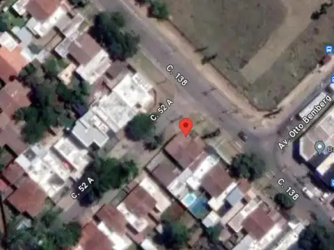 Casa venta - 2 dormitorios - 1 baño - 220mts2 totales - Berazategui