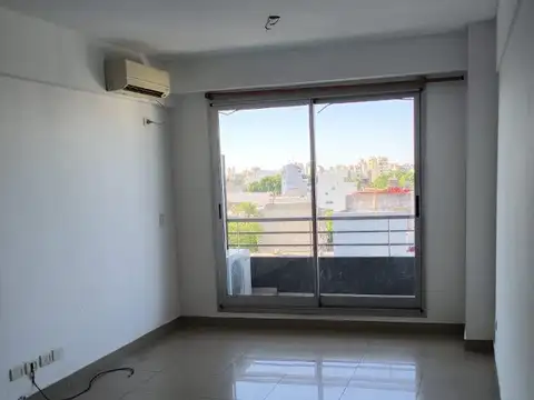 Departamento en Alquiler en Villa Ortuzar, $ 450.000
