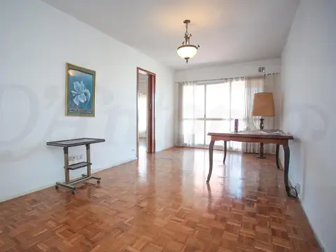 Departamento de 3 ambientes con balcón, grupo electrógeno y seguridad nocturna.