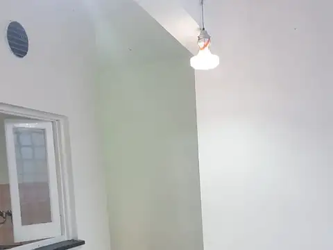 Depto Tipo Casa en Alquiler en Villa Independencia, $ 500.000