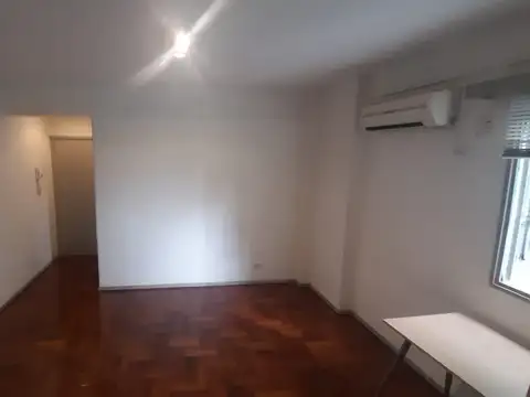 Constitucion 1800, Piso 5