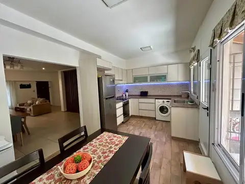 Depto Tipo Casa en Venta 26 años