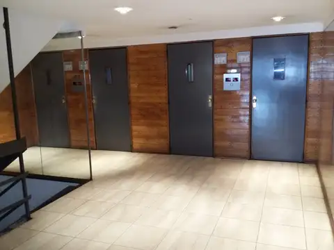 Cullen 5000, Piso 14