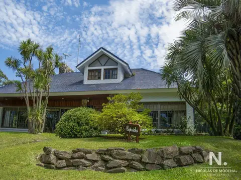 Chalet a pasos de la Playa Mansa, Punta del Este