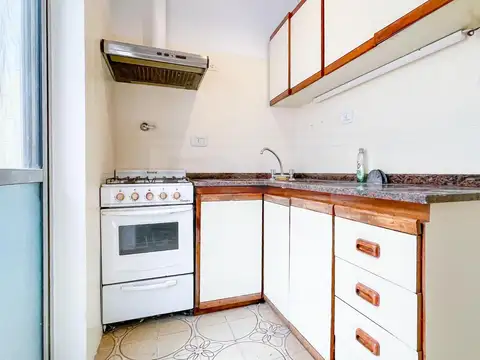 Depto Tipo Casa en Venta 50 años