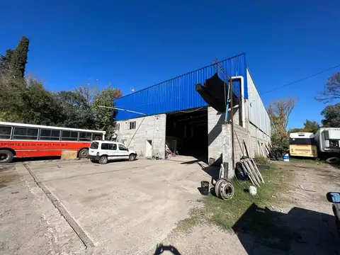 Av. Pres. Arturo Umberto Illia 9400