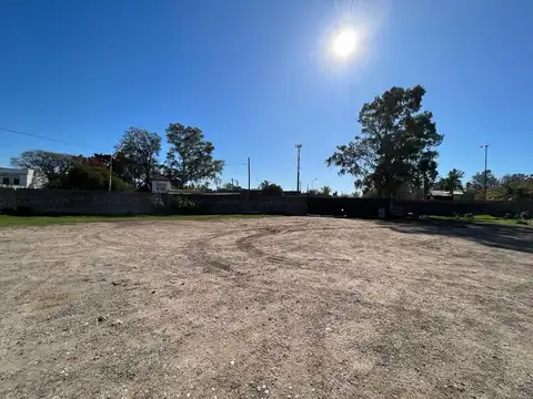 Av. Pres. Arturo Umberto Illia 9400