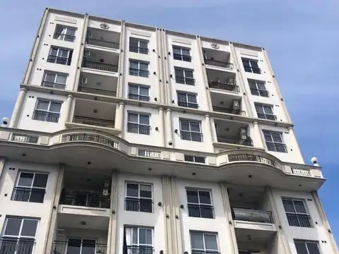 Vendo Depto Monoanbiente Centro Caseros. Excelente Estado