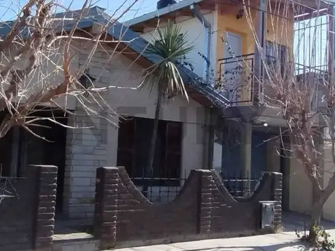 Asamblea 1200, Piso 0