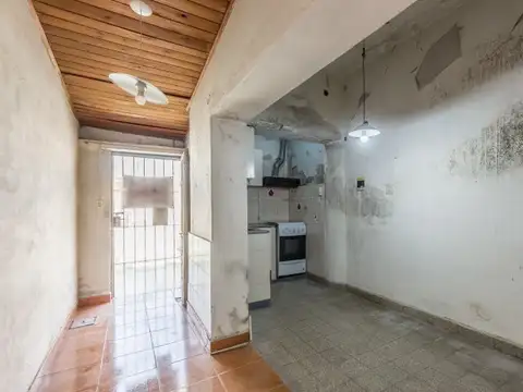 Depto Tipo Casa en Venta 52 años