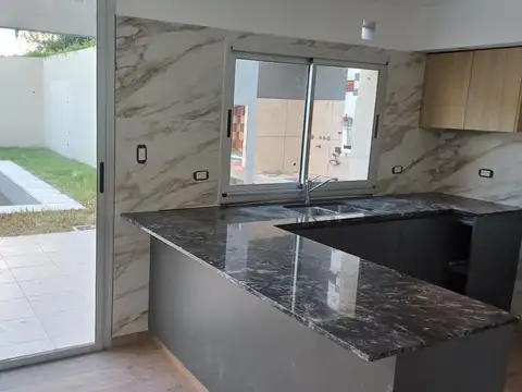 Depto Tipo Casa en Venta de 3 dormitorios