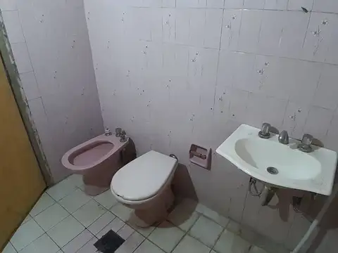 Casa en Venta con 4 cocheras