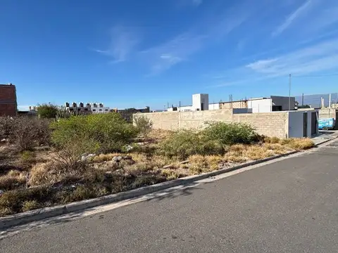 Terreno en Venta en San Fdo del Valle de Catamarca, USD 35.800