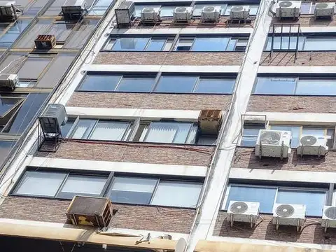 PERU 300 (entre Av. Belgrano y Moreno)