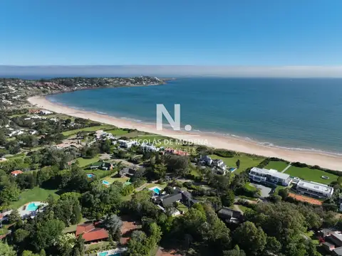 Venta Casa 6 suites en Punta Ballena