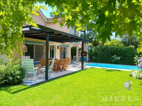 Casa en alquiler de temporada en el Barrio Cerrado Los Eucaliptos - San Isidro