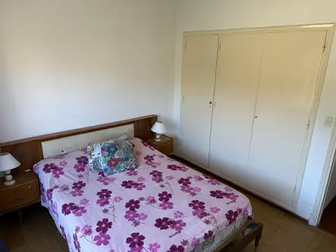 DEPARTAMENTO DE 2 AMBIENTES A LA CALLE EN PUNTA MOGOTES