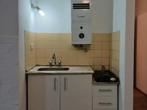 Tucuman 2790 , Piso 2